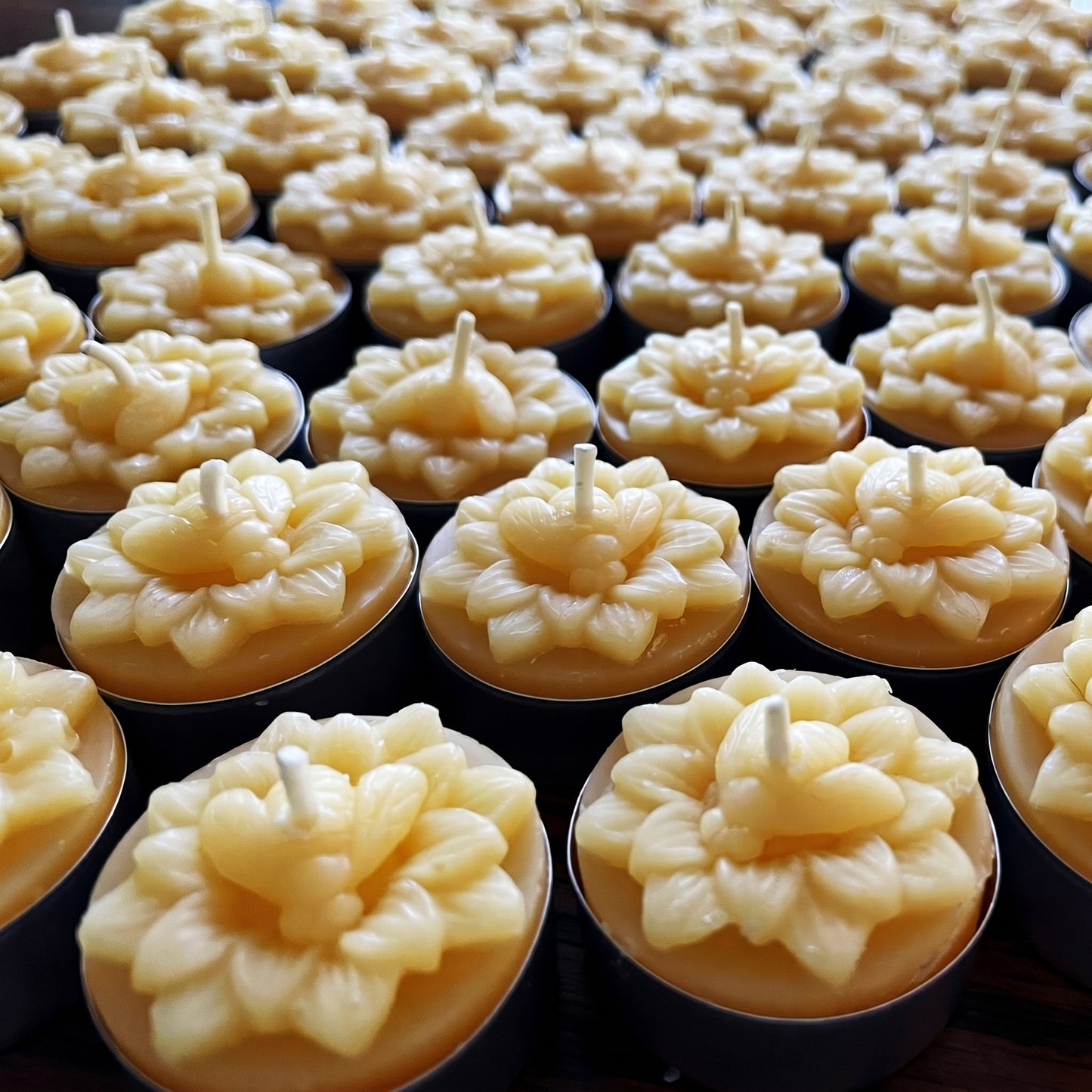 Honeybee Flower Beeswax Tealight Candles