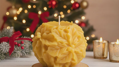 Holly Leaf & Berry Beeswax Candle
