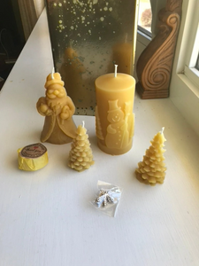 Christmas Beeswax Candle Gift Box - Bees Light Candles